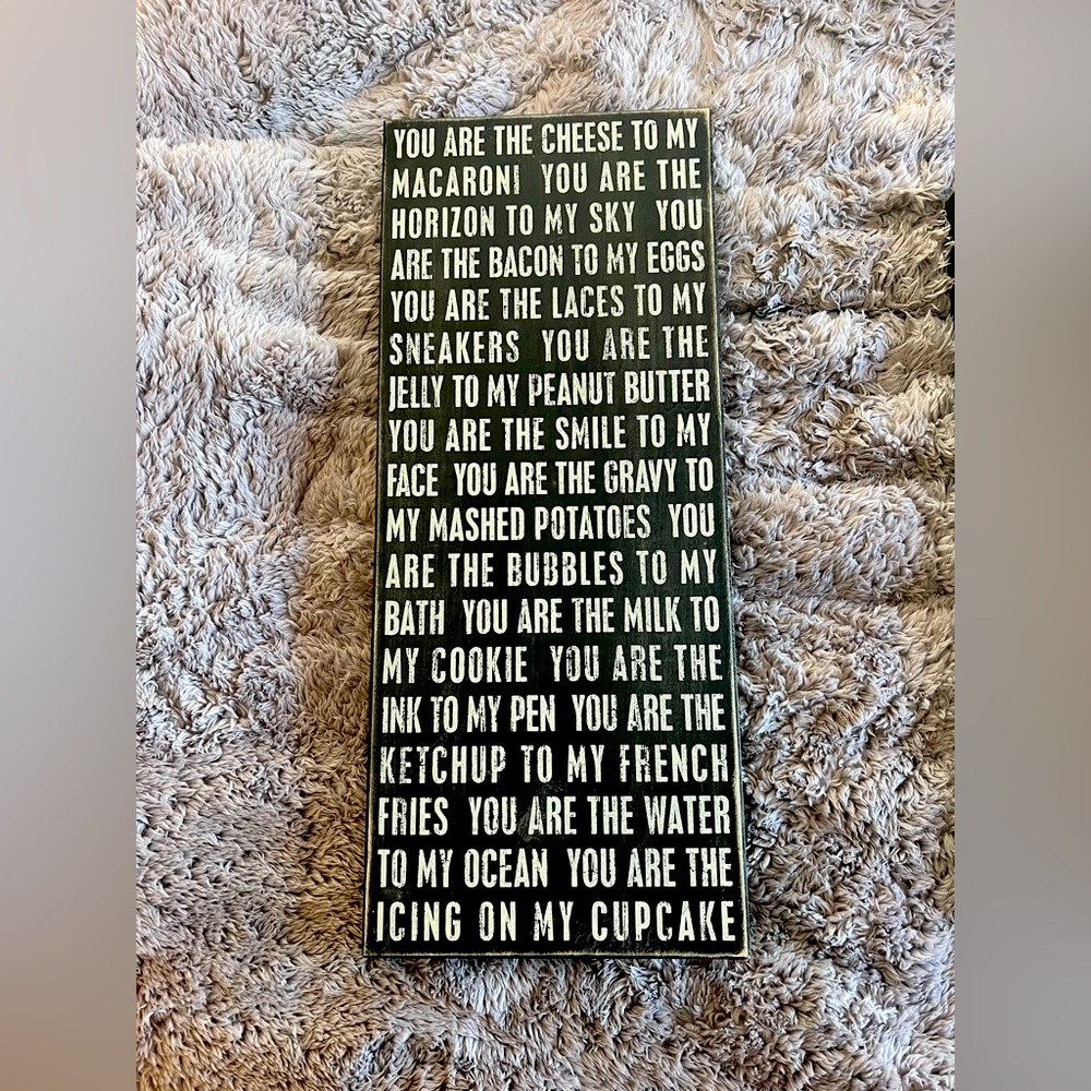 Primitives by Kathy box sign